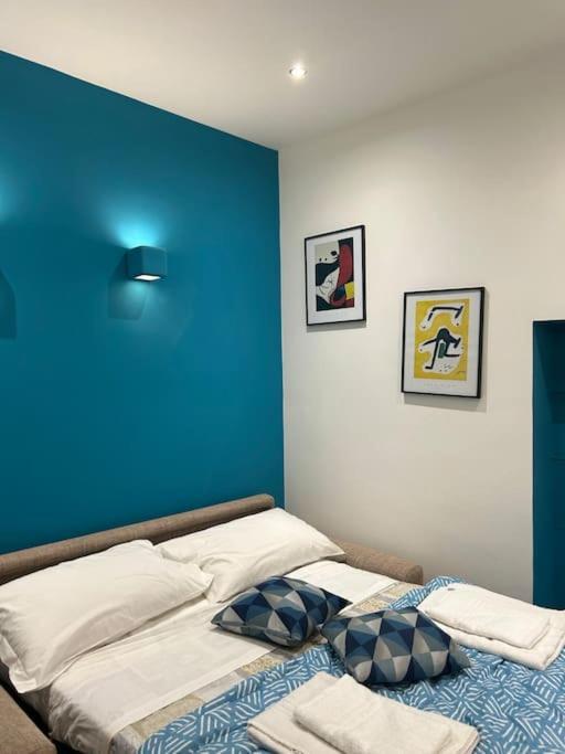 Bayres Blue Apartment Милано Екстериор снимка