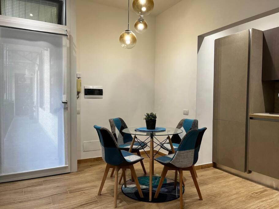Bayres Blue Apartment Милано Екстериор снимка