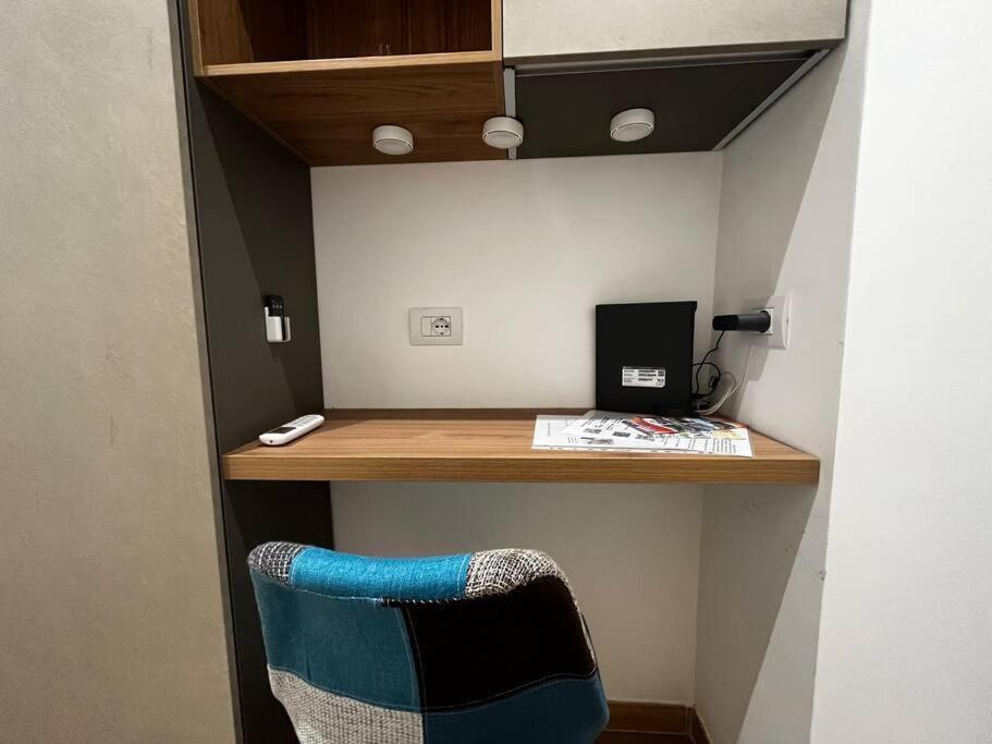 Bayres Blue Apartment Милано Екстериор снимка