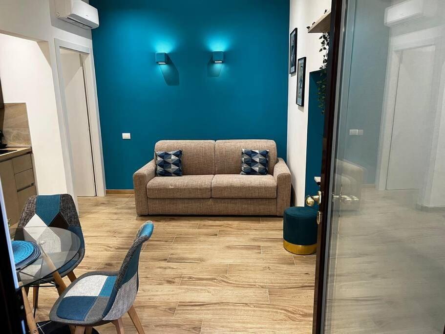 Bayres Blue Apartment Милано Екстериор снимка